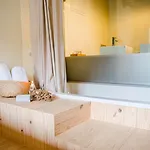 Hotel The Nest By Cooking And Nature