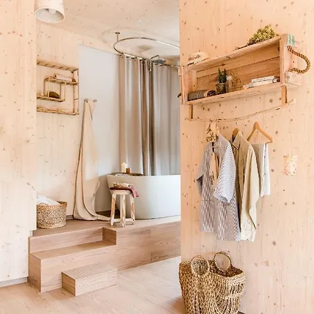 Hotel The Nest By Cooking And Nature