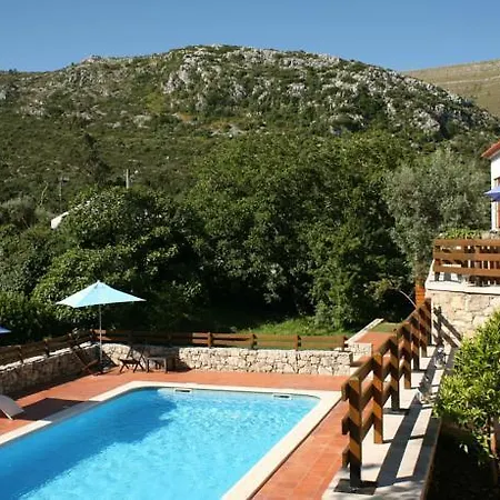 Hotel The Nest By Cooking And Nature