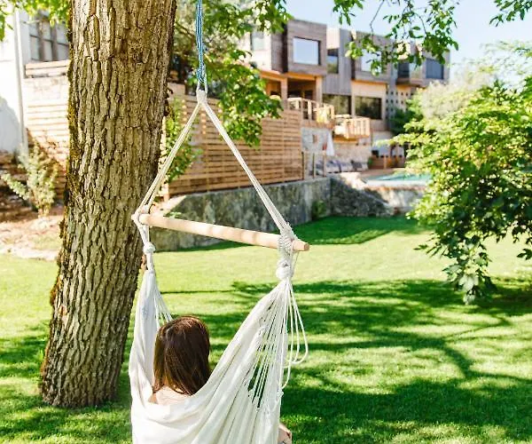 The Nest By Cooking And Nature Hotel