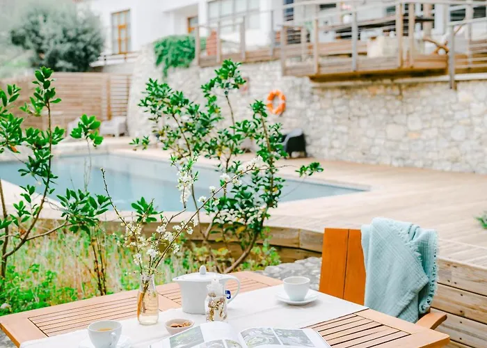 Hotel The Nest By Cooking And Nature