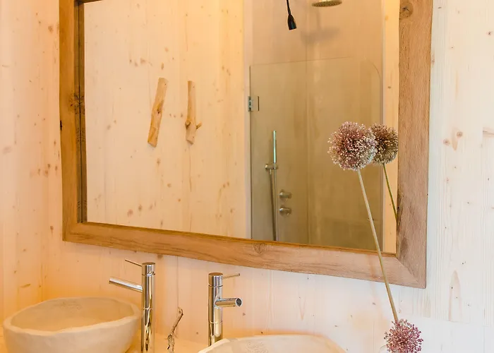 The Nest By Cooking And Nature Hotel Alvados