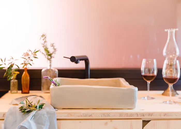 Hotel The Nest By Cooking And Nature